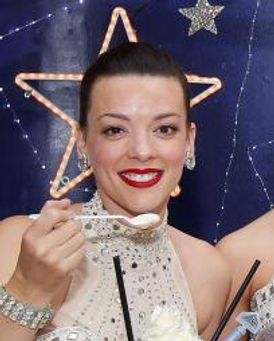 Angela Kahle Headshot