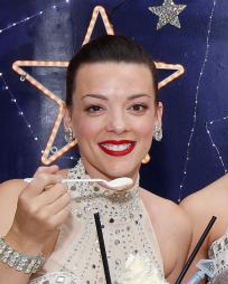 Angela Kahle Headshot