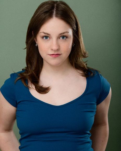 KyLee Hennes Headshot