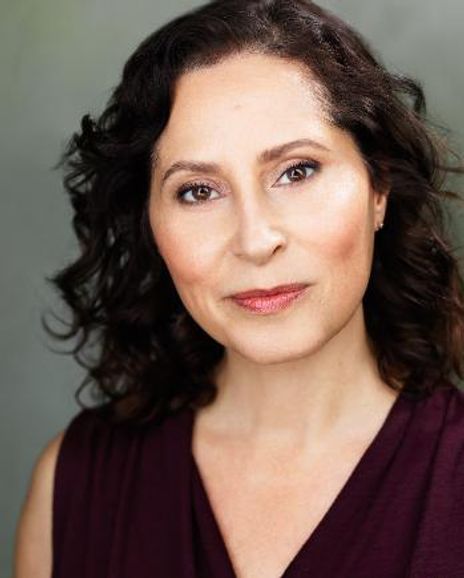 Carmen Lamar Gonzalez Headshot