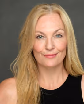 Terra C. MacLeod Headshot