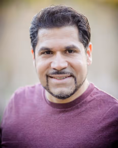 Miguel Angel Acevedo Headshot