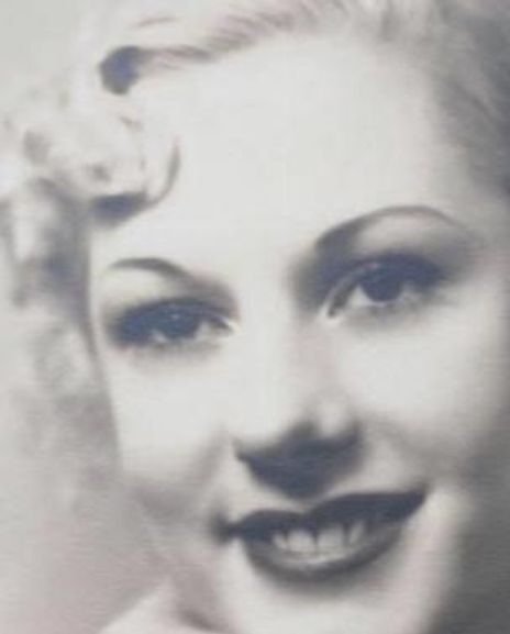 Gloria Arden Headshot