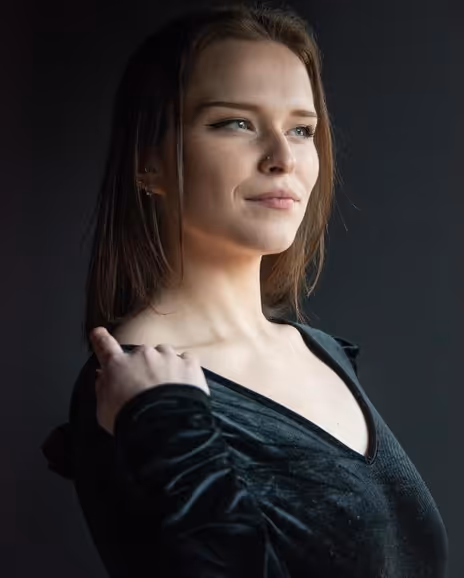 Raven Whitefawn  Headshot