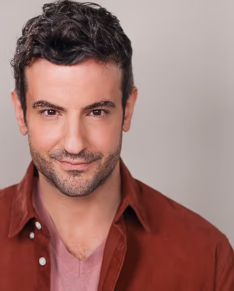 Niko Kourtis Headshot