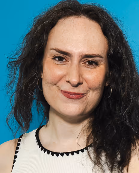 Zoë Adams Headshot