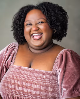 Erin Morton Headshot