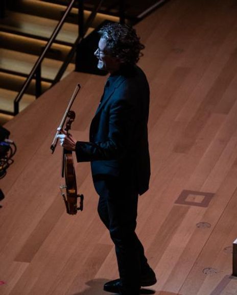 Robert Zubrycki Headshot