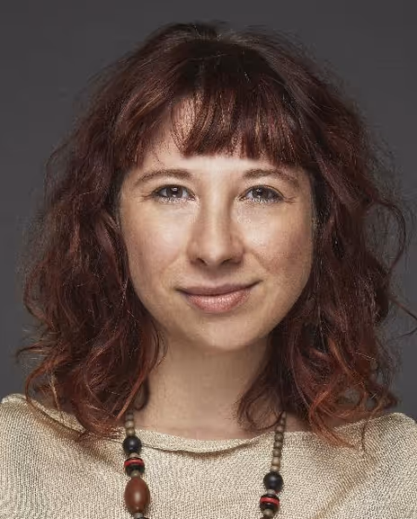 Lisa Lewis Headshot