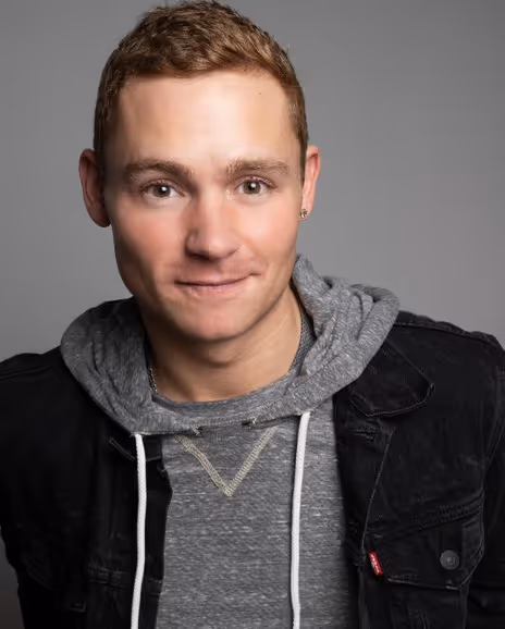 PJ Palmer Headshot