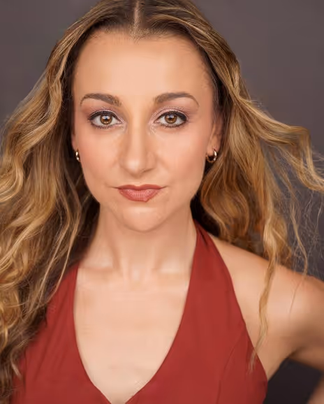 Kristen Daniels Headshot