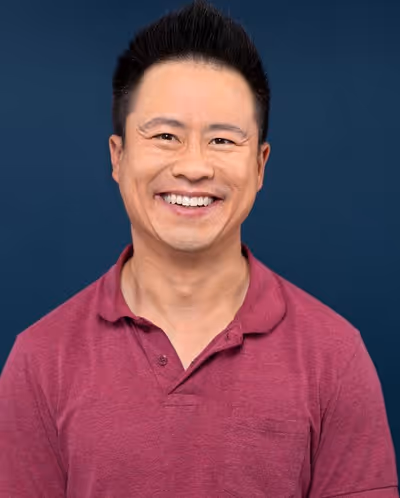 Whit K. Lee Headshot