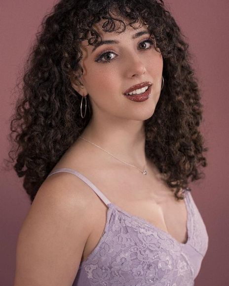 Olivia DeFilippo Headshot