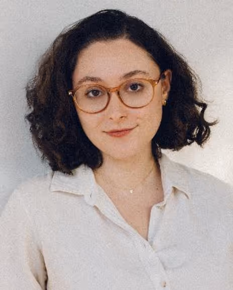 Nina Goodheart Headshot
