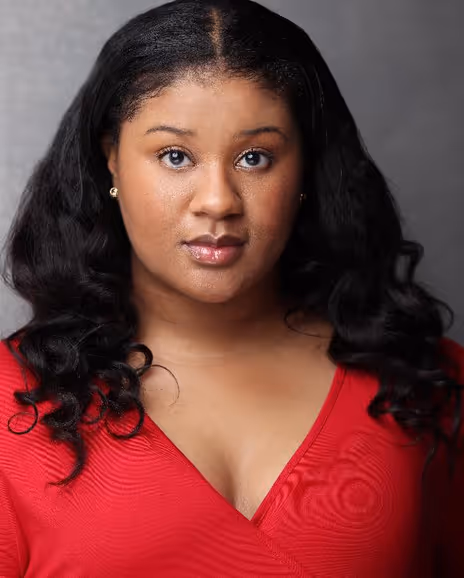 Hannah-Kathryn Wall Headshot