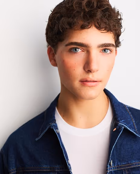 Taven Blanke Headshot
