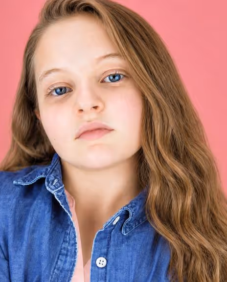 Ruby Blaut Headshot