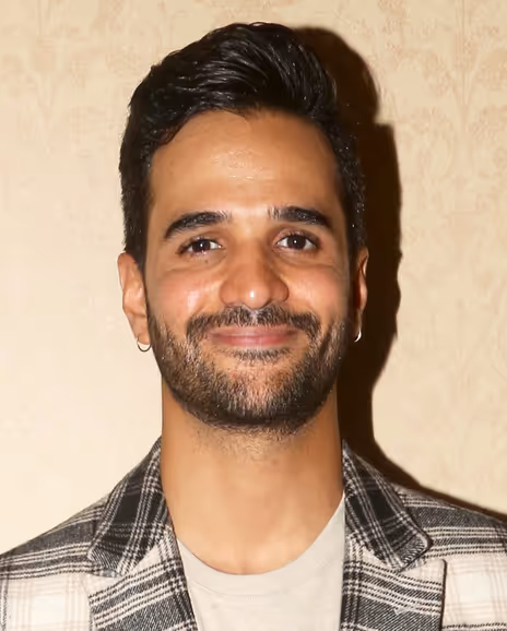 Hiram Delgado Headshot