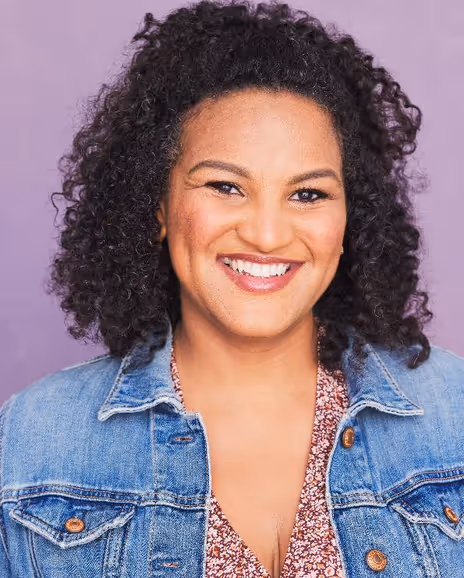 Victoria Dunn Headshot