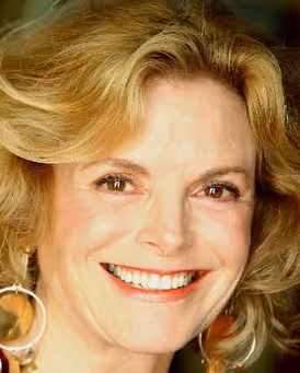 Carole Demas Headshot