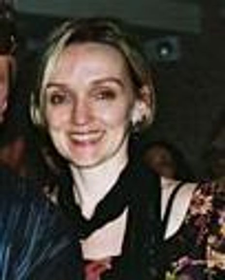 Laurie Kilmartin Headshot