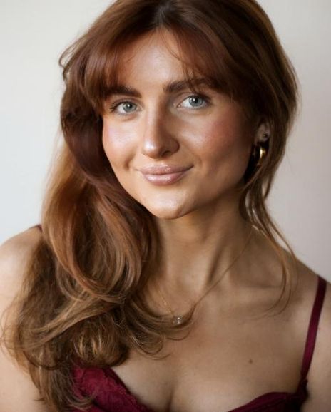 Logan Adela Applin Headshot