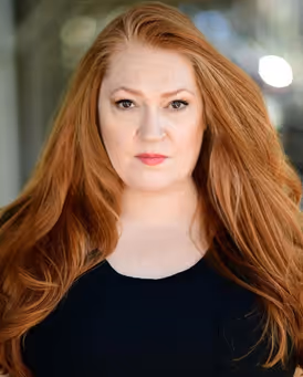 Katie Thompson Headshot