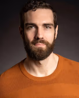 Timothy Hughes Headshot