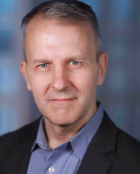 Nat DeWolf Headshot