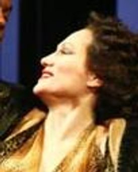 Valerie Leonard Headshot