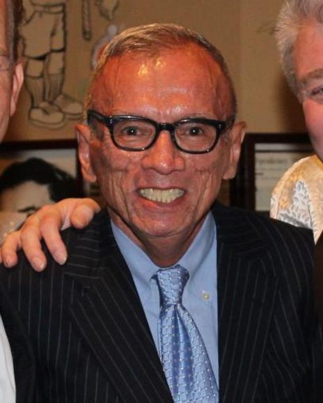 Robert Carreon Headshot