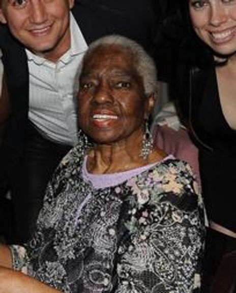 Linda Hopkins Headshot