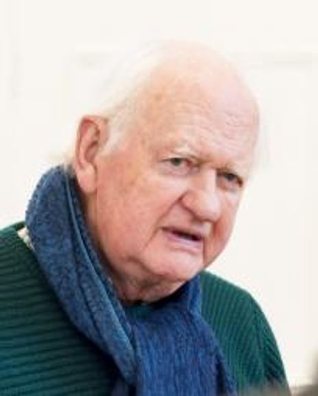 Oliver Ford Davies Headshot