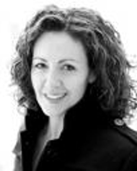 Melissa Attebery Headshot