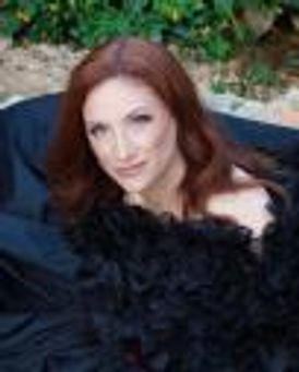 Robin Spielberg Headshot