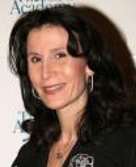 Katherine Oliver Headshot