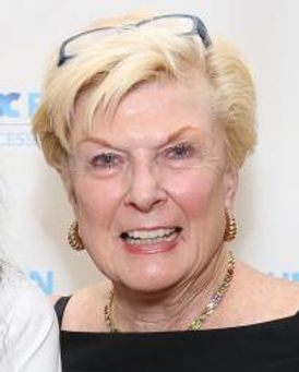 Nelle Nugent Headshot