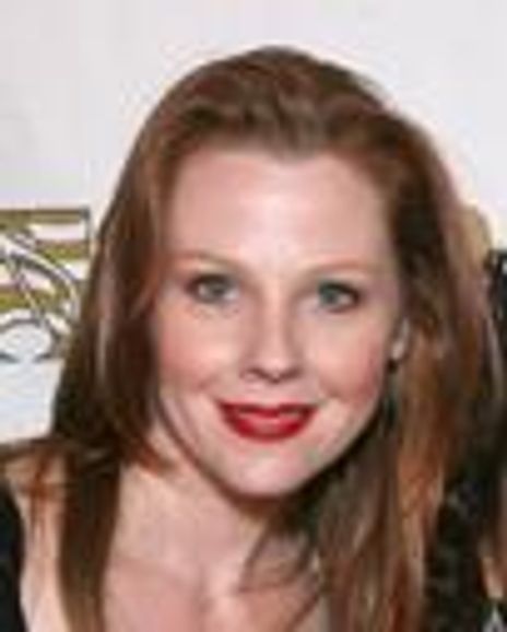 Katie Leonard Headshot