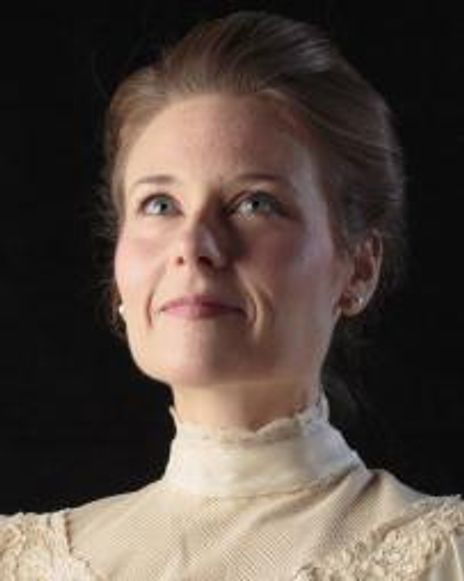 Lena Wright Headshot