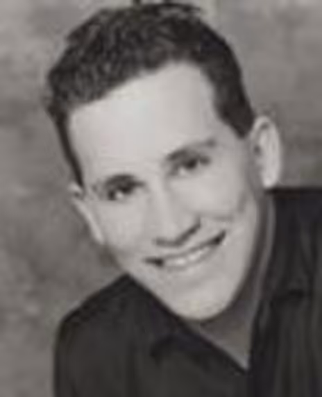 Robbie Roby Headshot