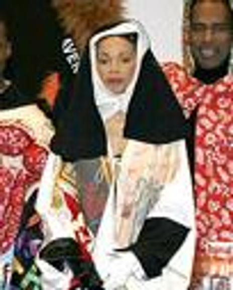 Lynn Sterling Headshot