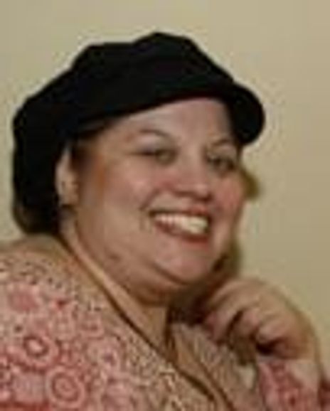 Cathy McMullen Headshot