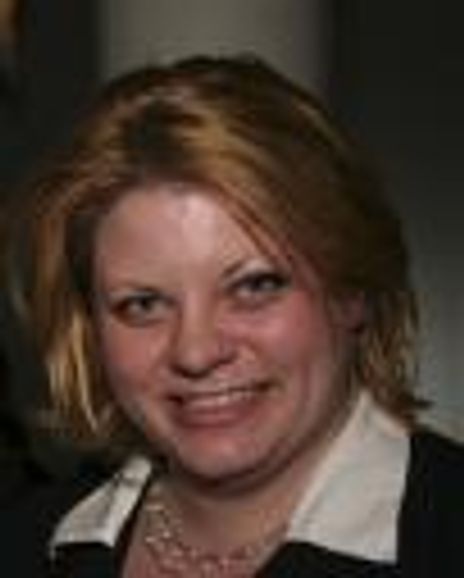 Elizabeth Payne Headshot