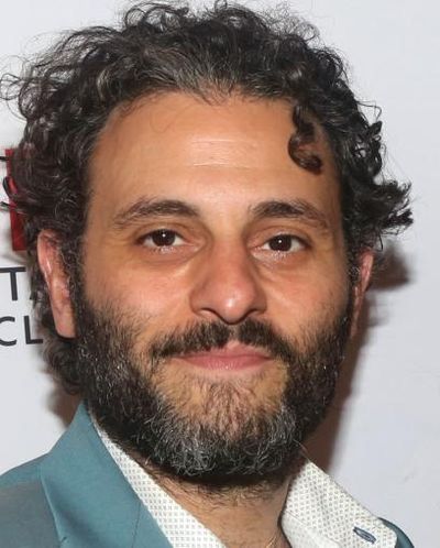 Arian Moayed Headshot