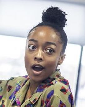 Louise Francis Headshot