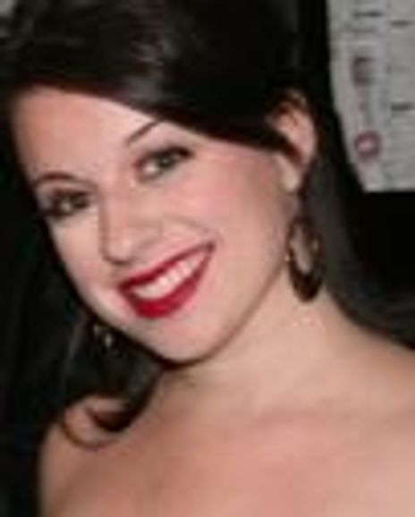 Michelle Kinney Headshot