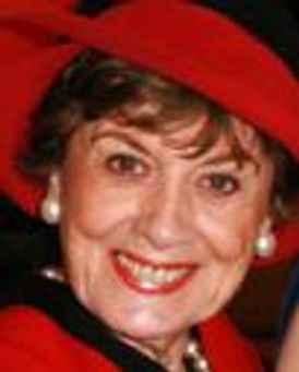 Anne Rogers Headshot