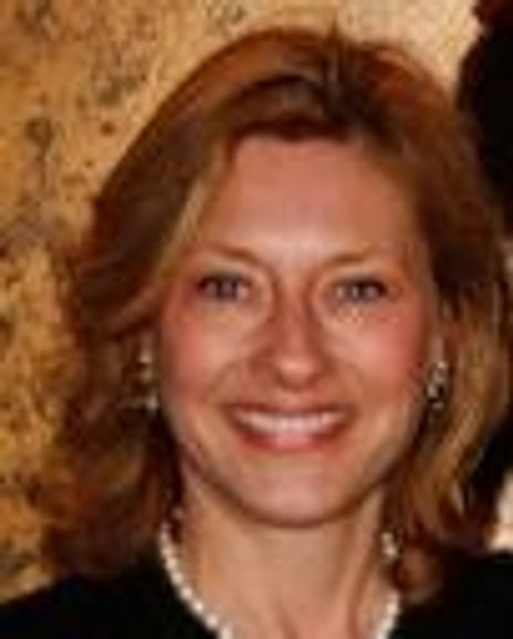 Laurie Eustis Headshot