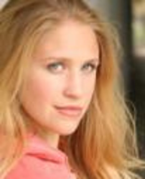 Emily Allerton Headshot