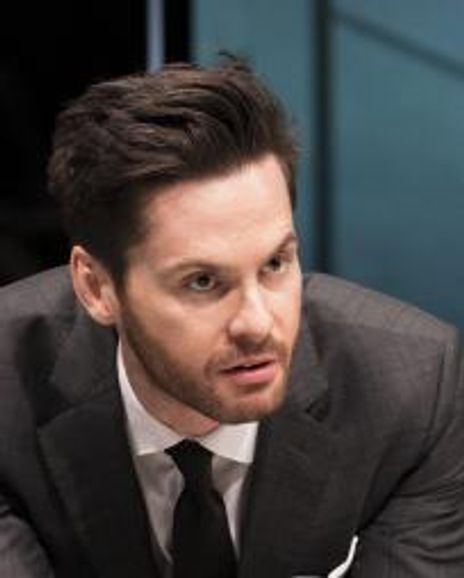 Tom Riley Headshot